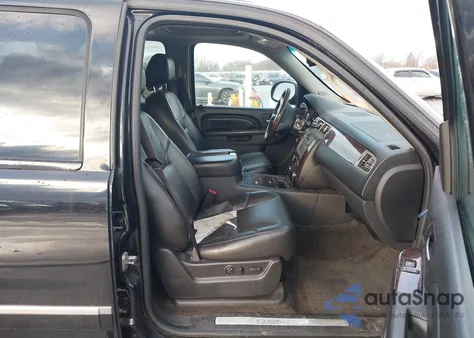 2013 GMC Yukon Denali z USA, uszkodzony, nr VIN 1GKS2EEF9DR225746